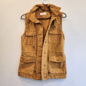 Lillie Avenue Hooded Vest